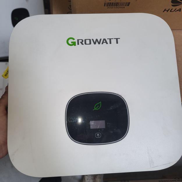 ONDULEUR HYBRIDE GROWATT - MODELE DEMO - 6 KW